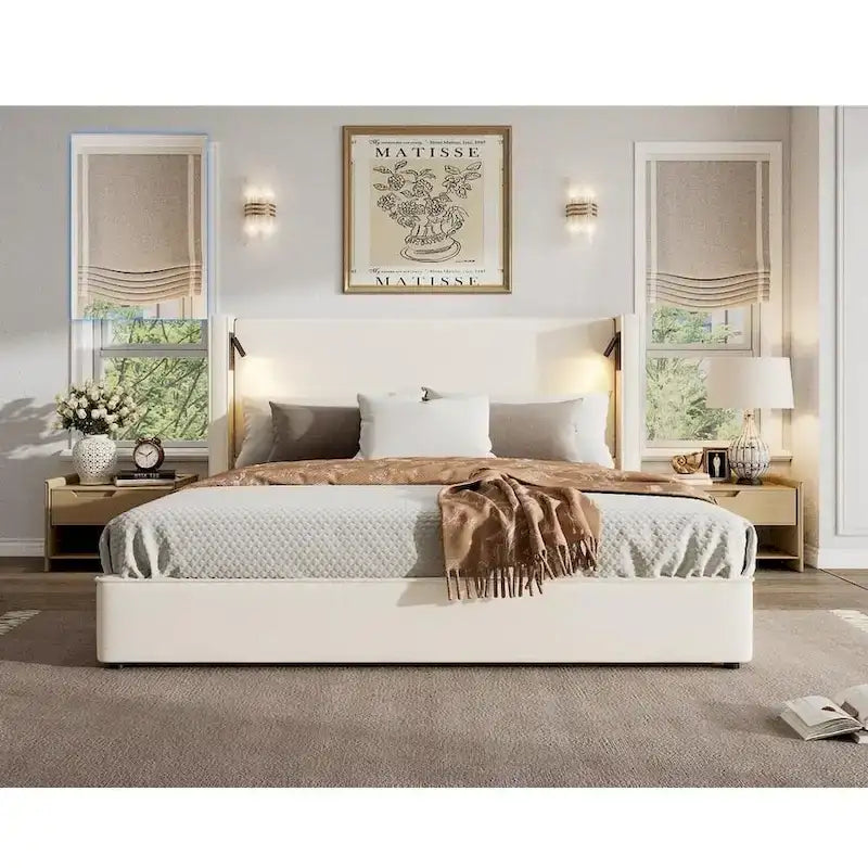 Christopher Knight Home - Cadre de lit capitonné Cassie avec lampe de lecture et port USB