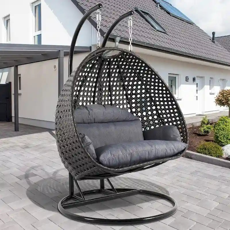 Fauteuil suspendu œuf LeisureMod pour 2 personnes avec support - Balancelle hamac/fauteuil roulant d'extérieur/intérieur en rotin tressé avec coussins