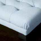 Banc ottoman Scarlette en tissu capitonné de Christopher Knight Home - 41,00 L x 17,25 l x 16,75 H