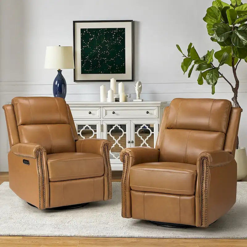 Ensemble de 2 fauteuils inclinables électriques pivotants Renato en cuir véritable traditionnel avec clous décoratifs et base en métal, par HULALA HOME
