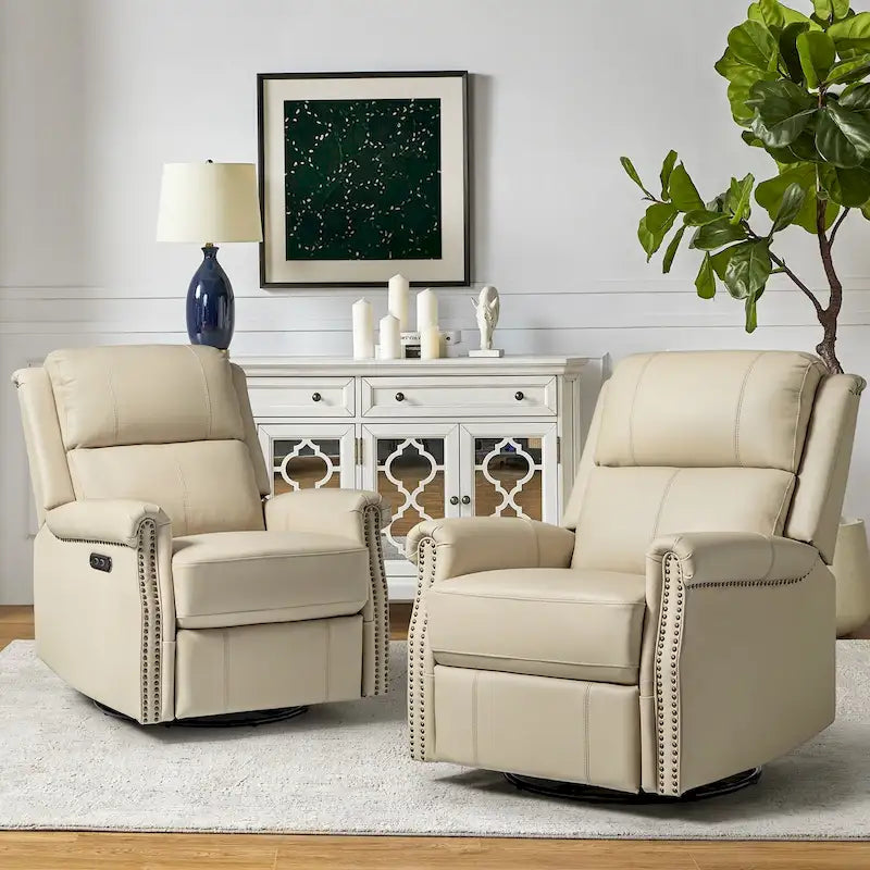 Ensemble de 2 fauteuils inclinables électriques pivotants Renato en cuir véritable traditionnel avec clous décoratifs et base en métal, par HULALA HOME