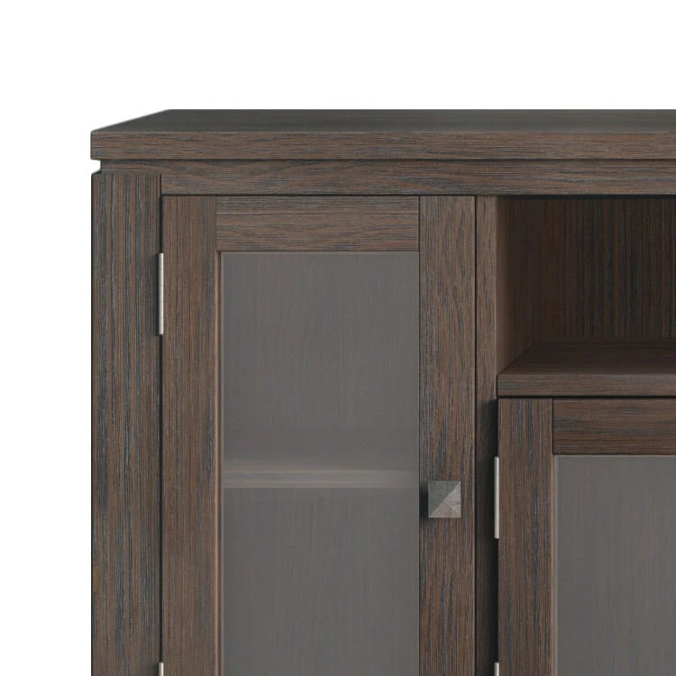 Meuble TV contemporain WYNDENHALL Essex en bois massif, 183 cm de large, pour téléviseurs jusqu'à 203 cm (80 pouces).