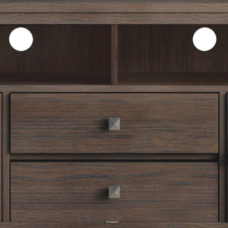 Meuble TV contemporain WYNDENHALL Essex en bois massif, 183 cm de large, pour téléviseurs jusqu'à 203 cm (80 pouces).