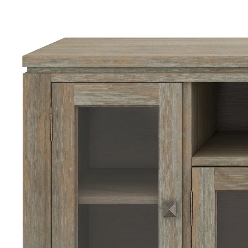 Meuble TV contemporain WYNDENHALL Essex en bois massif, 183 cm de large, pour téléviseurs jusqu'à 203 cm (80 pouces).