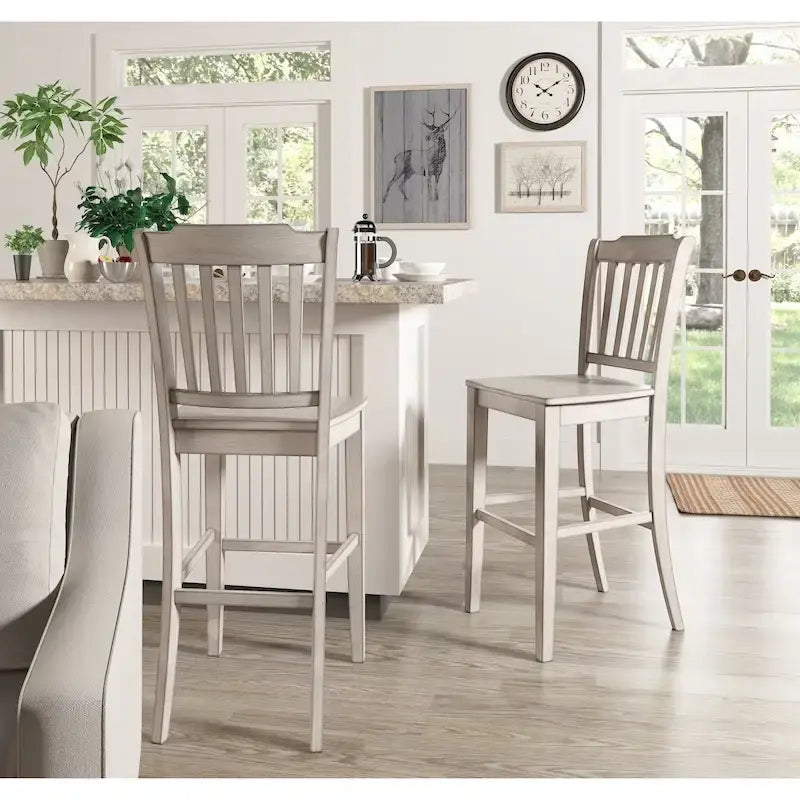 Chaises de bar Eleanor à dossier à lattes (lot de 2) par iNSPIRE Q Classic