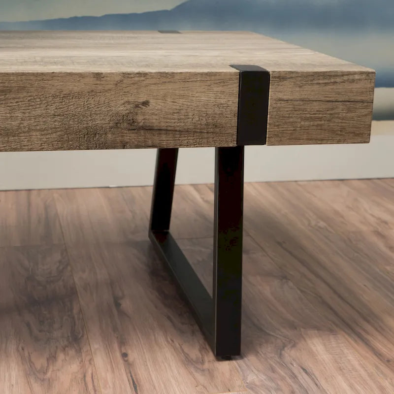 Table basse Abitha en faux bois de Christopher Knight Home - 110 cm (L) x 60 cm (l) x 42,5 cm (H)