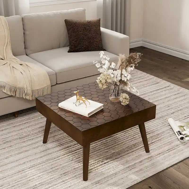 Table basse rustique en bois massif marron, idéale pour le salon