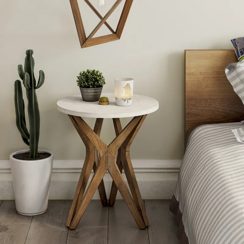 Table d'appoint ronde COZAYH, style ferme moderne, plateau vieilli et piètement assorti. Idéale pour une déco bohème ou une maison de campagne moderne.