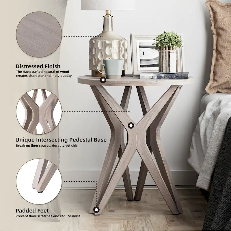 Table d'appoint ronde COZAYH, style ferme moderne, plateau vieilli et piètement assorti. Idéale pour une déco bohème ou une maison de campagne moderne.