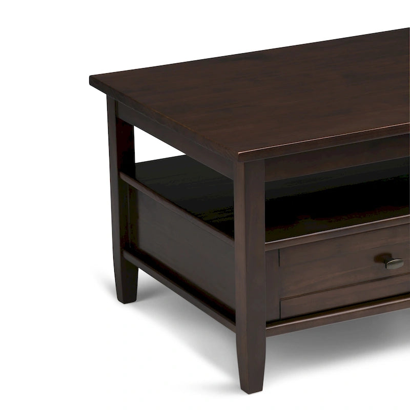 Table basse de style transitionnel en bois Norfolk de WYNDENHALL - 122 cm de large