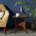 Table d'appoint triangulaire en bois INK+IVY Blaze