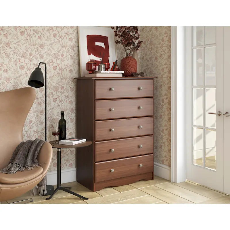 Commode à 5 tiroirs 100 % bois massif Palace Imports avec poignées en métal ou en bois