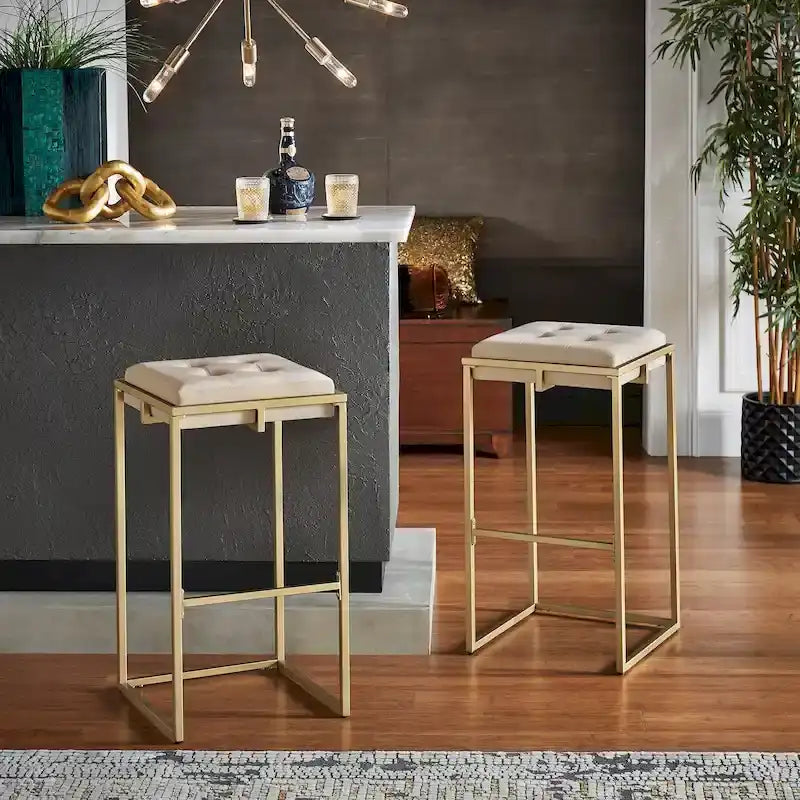 Tabourets de bar capitonnés en velours doré Perdita (lot de 2) par iNSPIRE Q Bold