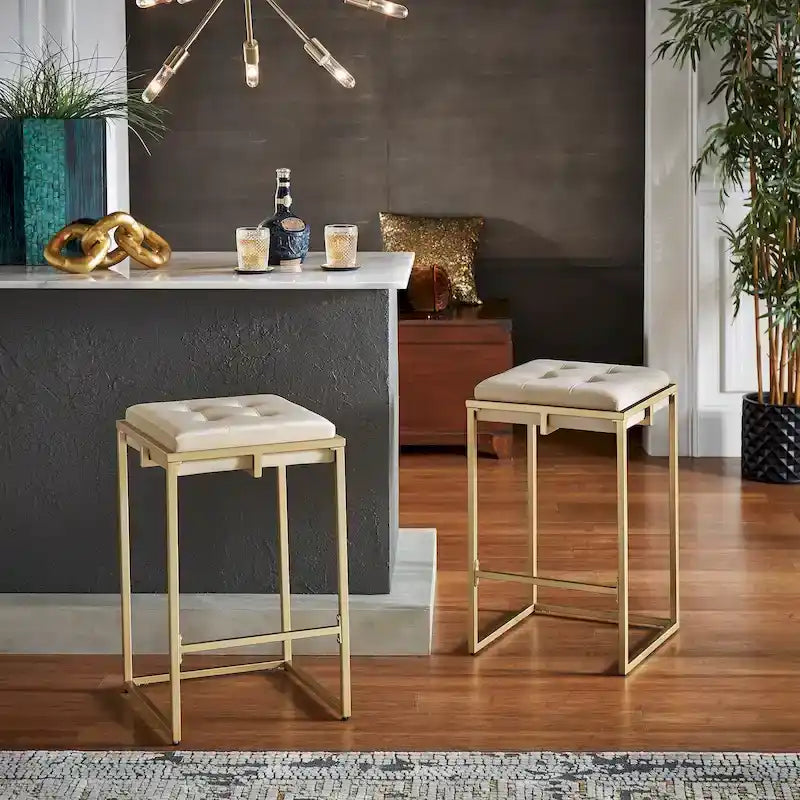 Tabourets de bar capitonnés en velours doré Perdita (lot de 2) par iNSPIRE Q Bold