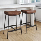 Tabouret de bar de cuisine moderne sans dossier Nathan James Arlo, avec assise en selle et piètement en métal