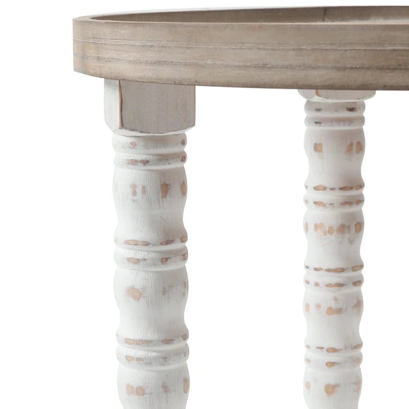 Table d'appoint ronde avec rangement, modèle Dullahan Road de Gray Barn, en bois blanc vieilli et naturel.