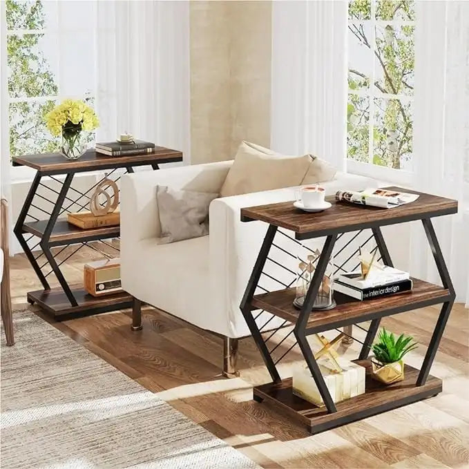 Table d'appoint à 3 niveaux avec rangement, style industriel, avec 3 étagères ouvertes.