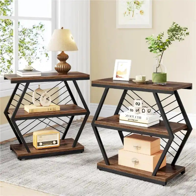 Table d'appoint à 3 niveaux avec rangement, style industriel, avec 3 étagères ouvertes.
