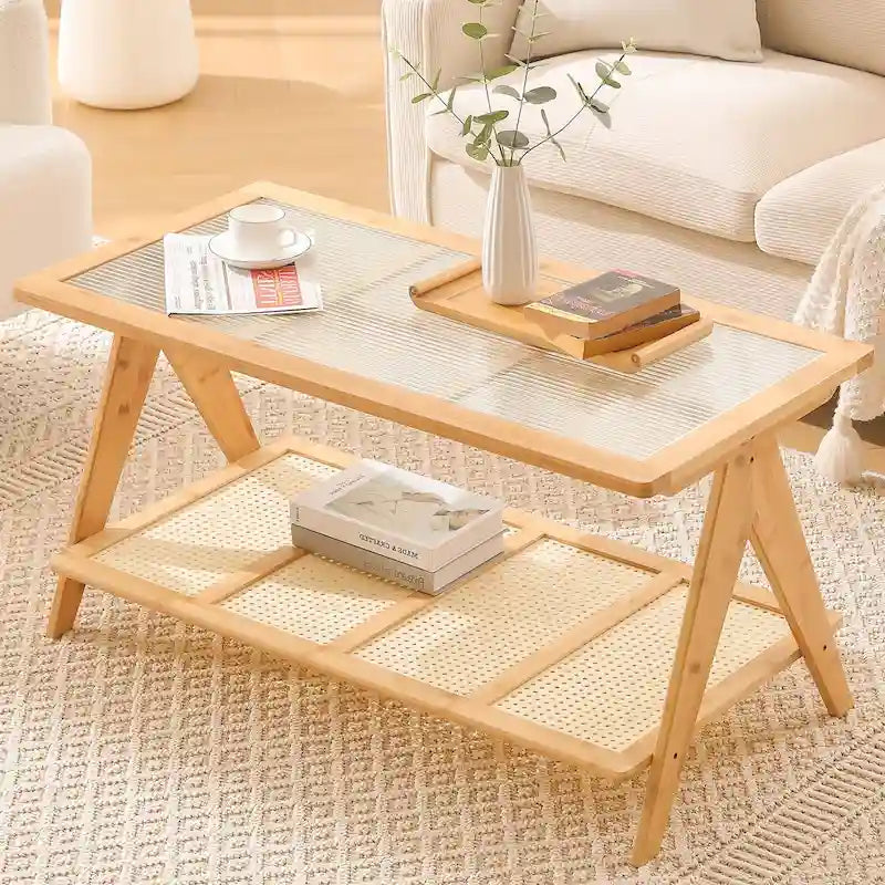 Table d'appoint en bambou avec plateau en verre et porte-revues