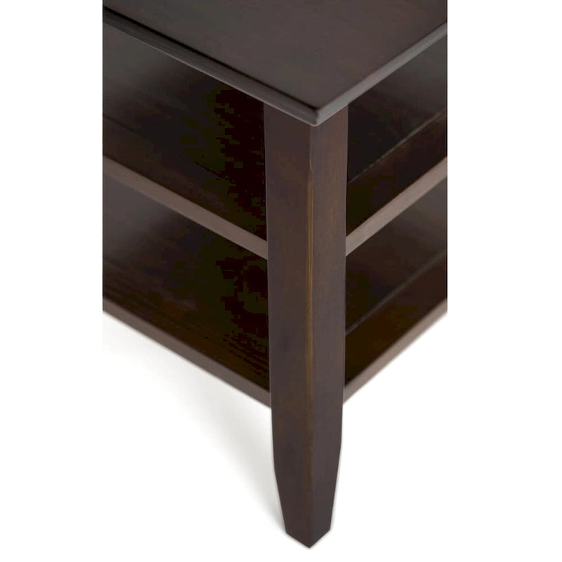 Table d'appoint étroite de style transitionnel en bois massif WYNDENHALL Normandy, 35,5 cm de large