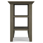 Table d'appoint étroite de style transitionnel en bois massif WYNDENHALL Normandy, 35,5 cm de large