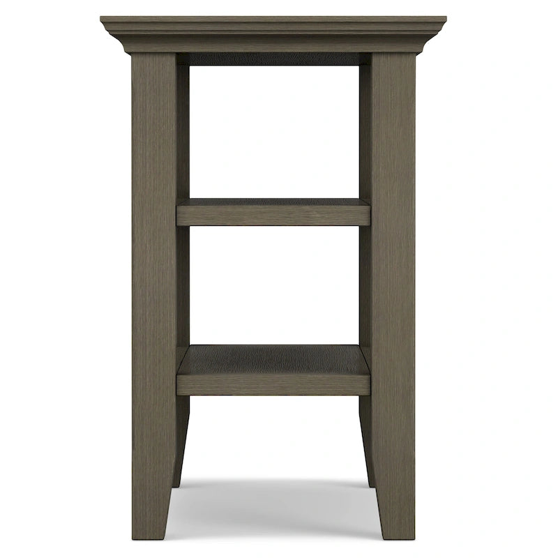 Table d'appoint étroite de style transitionnel en bois massif WYNDENHALL Normandy, 35,5 cm de large