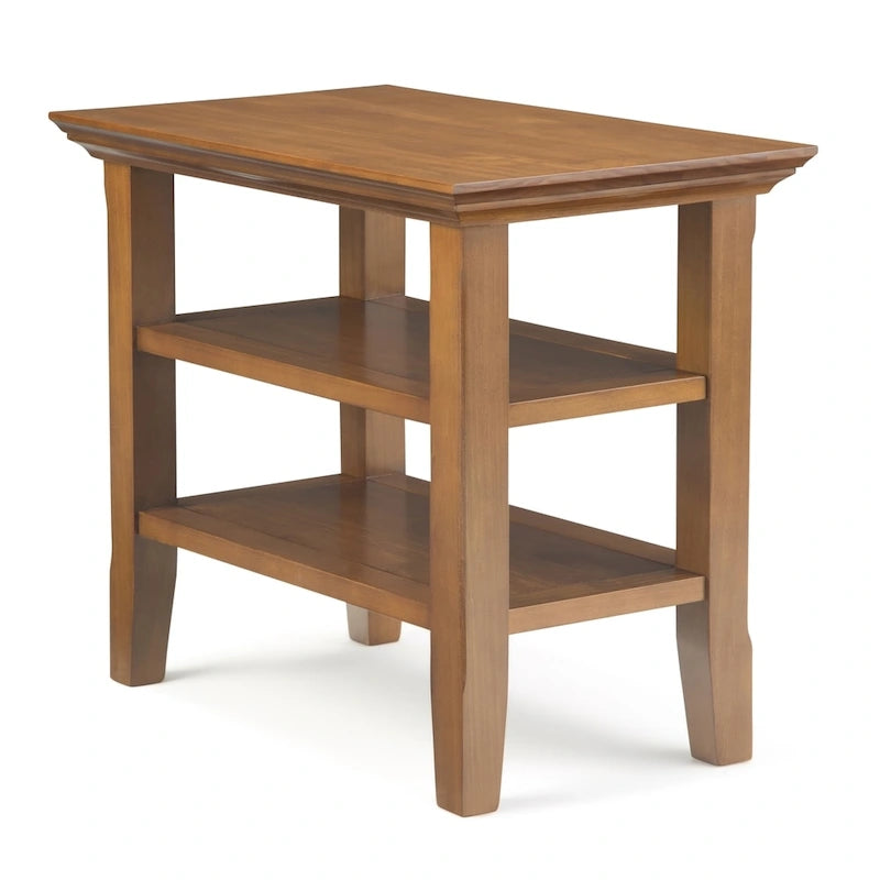 Table d'appoint étroite de style transitionnel en bois massif WYNDENHALL Normandy, 35,5 cm de large