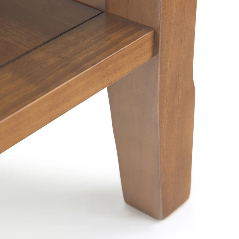 Table d'appoint étroite de style transitionnel en bois massif WYNDENHALL Normandy, 35,5 cm de large