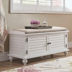 Banc de rangement à porte persienne avec coussin en velours Maybelle par iNSPIRE Q Classic