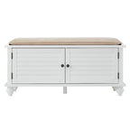 Banc de rangement à porte persienne avec coussin en velours Maybelle par iNSPIRE Q Classic
