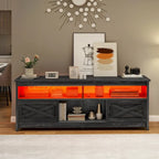 Meuble TV de style campagnard pour téléviseur jusqu'à 65 pouces avec portes et étagères ouvertes, console multimédia et prise électrique.