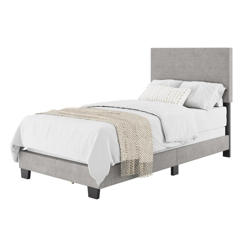 Lit rembourré moderne Celeste, sommier requis