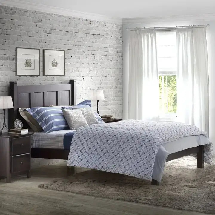 Lit plateforme en bois massif de style Shaker, meuble en bois grainé