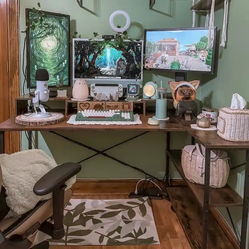 Petit bureau d'angle en forme de L avec étagères de rangement
