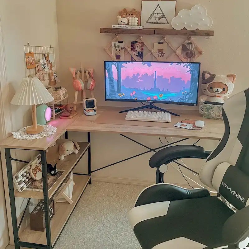 Petit bureau d'angle en forme de L avec étagères de rangement