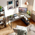 Petit bureau d'angle en forme de L avec étagères de rangement