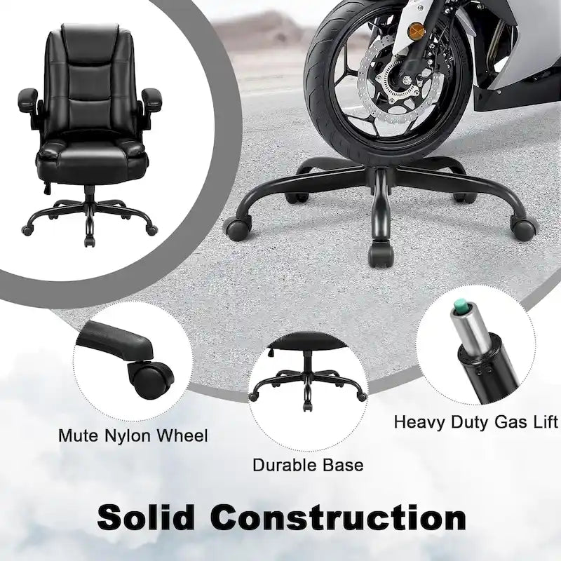 Fauteuil de bureau BOSSIN pour personnes de grande taille, ergonomique, à dossier haut, réglable en hauteur, en cuir, avec accoudoirs rembourrés et relevables.
