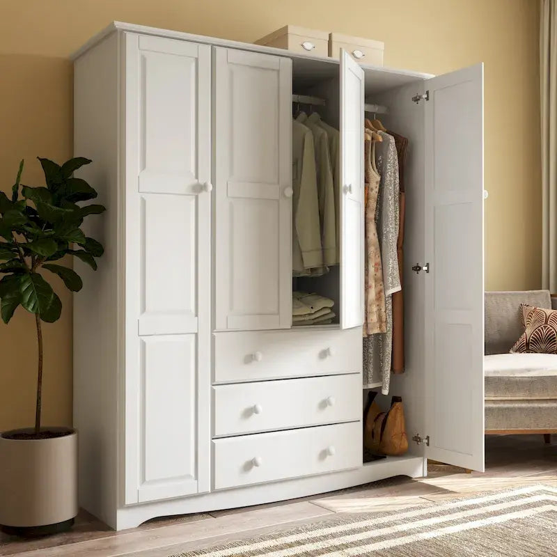 Armoire familiale 4 portes Palace Imports 100% bois massif avec poignées en métal ou en bois