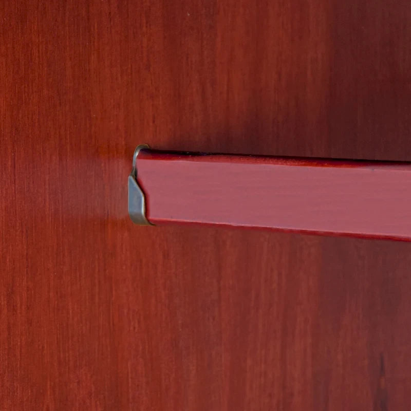 Armoire familiale 4 portes Palace Imports 100% bois massif avec poignées en métal ou en bois
