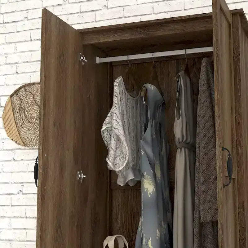Armoire-penderie DH BASIC style rustique, finition noyer vieilli, double porte et 1 tiroir, par Denhour