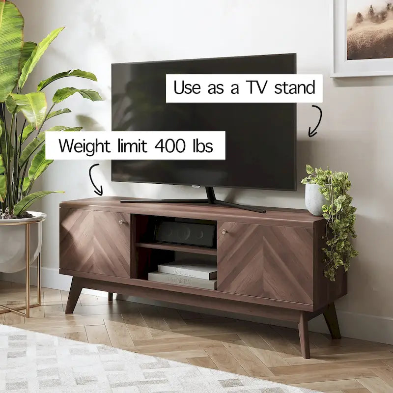 Meuble TV Living Skog de style scandinave moderne du milieu du siècle, à chevrons, pour téléviseurs jusqu'à 65 pouces, avec pieds en bois.