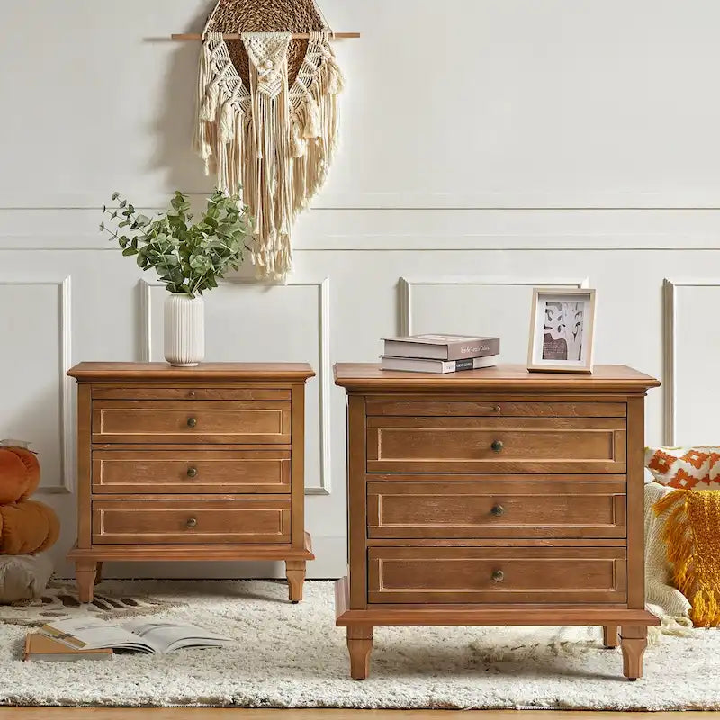 Ensemble de 2 tables de chevet Muriel Farmhouse à 3 tiroirs avec prises intégrées par HULALA HOME