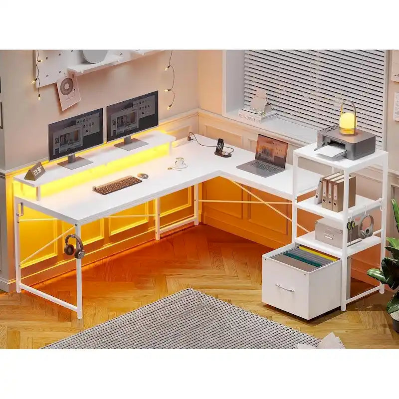 Bureau d'ordinateur de 130 cm avec étagères de rangement, tiroir et prises électriques
