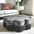 Pouf en velours à franges en forme de fleur Katia de SAFAVIEH