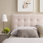 Tête de lit Carson Carrington Labbgard Queen-size en velours capitonné couleur biscuit