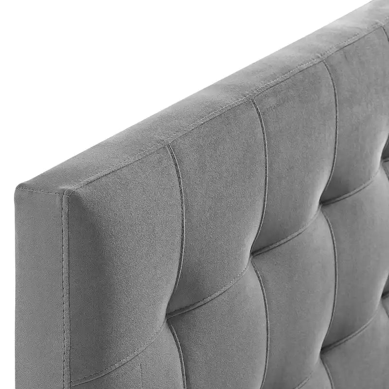 Tête de lit Carson Carrington Labbgard Queen-size en velours capitonné couleur biscuit