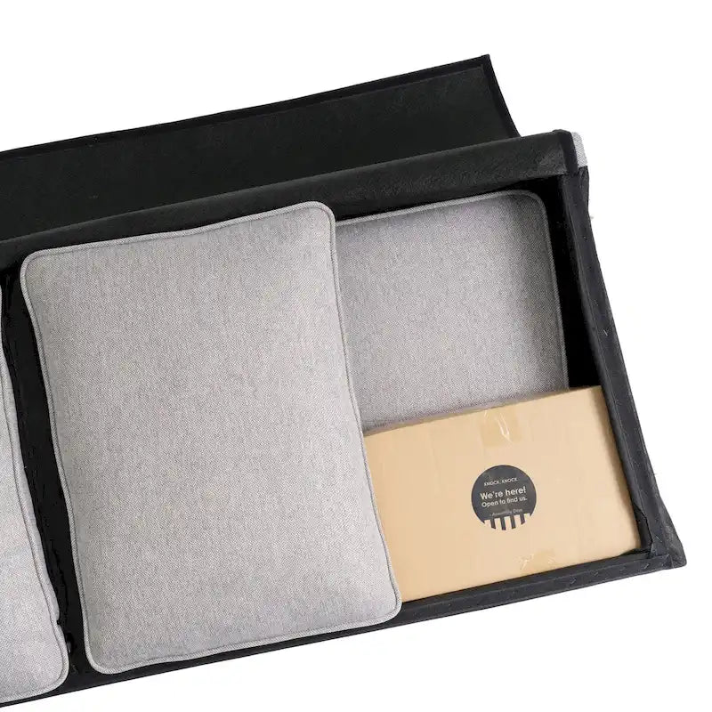 Canapé moderne en lin HANA avec poches sur les accoudoirs par Crown Comfort