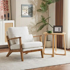 Fauteuil d'appoint beige en lin mélangé, pieds en bois et un coussin.