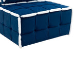 Fauteuil relax d'appoint une place, profond et sans accoudoirs, avec assise rembourrée.