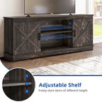 Meuble TV Moasis style ferme avec porte de grange, console multimédia et rangements intégrés